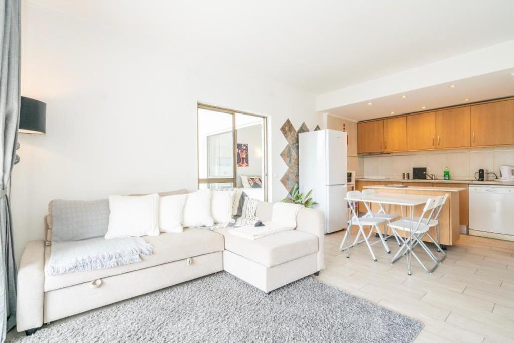 Spacious 1 Bed In Vilamoura, Fast Wifi & Pool كوارتيرا المظهر الخارجي الصورة