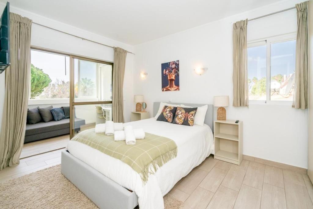 Spacious 1 Bed In Vilamoura, Fast Wifi & Pool كوارتيرا المظهر الخارجي الصورة