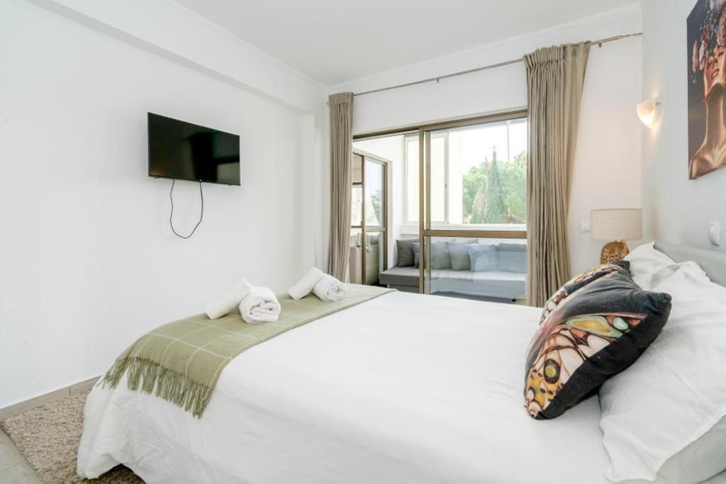 Spacious 1 Bed In Vilamoura, Fast Wifi & Pool كوارتيرا المظهر الخارجي الصورة